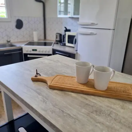 Tatil Evi La Cabane De Lagunak~quartier Tres Calme